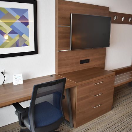 Holiday Inn Express & Suites - Boston South - Randolph By Ihg Exteriér fotografie