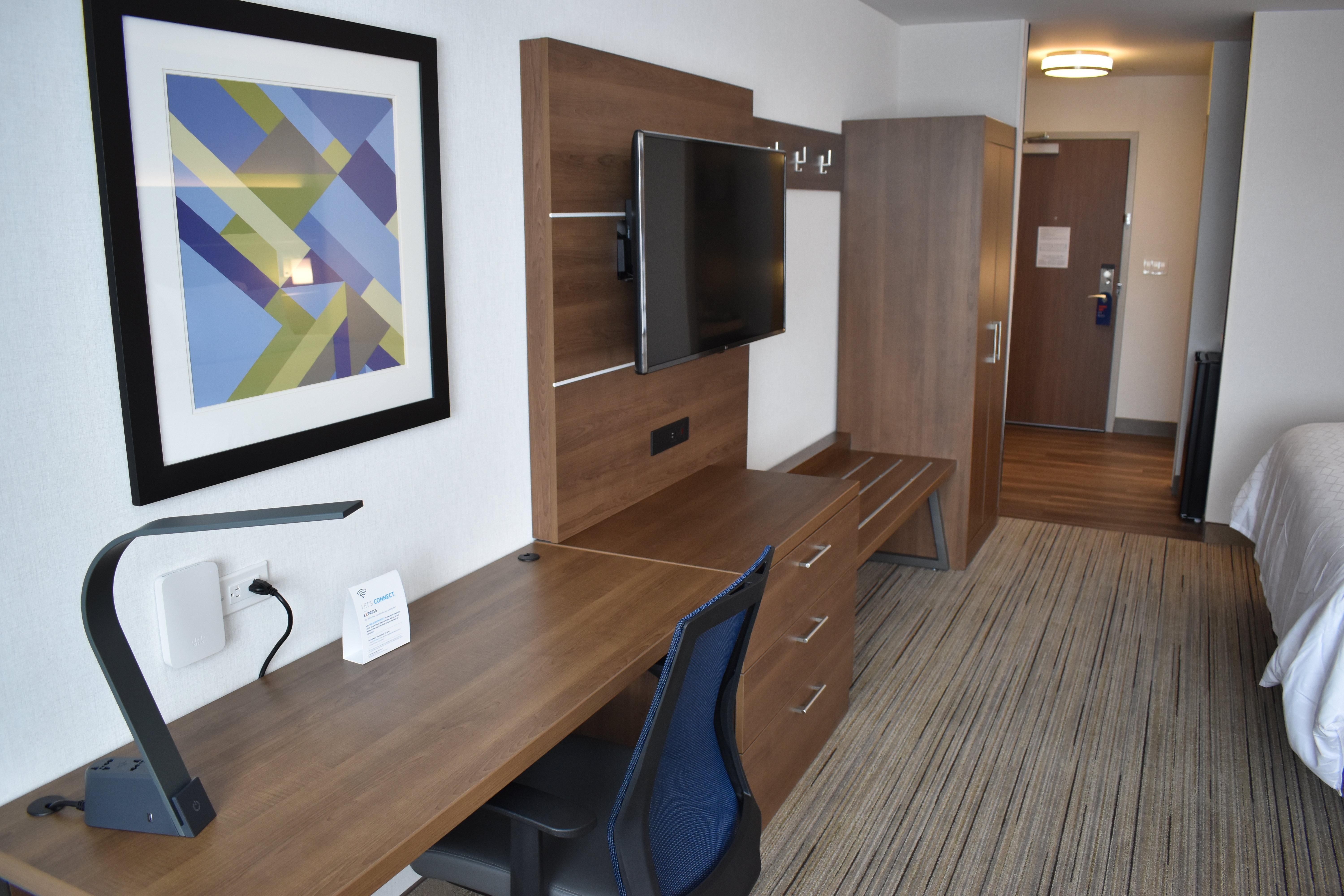 Holiday Inn Express & Suites - Boston South - Randolph By Ihg Exteriér fotografie