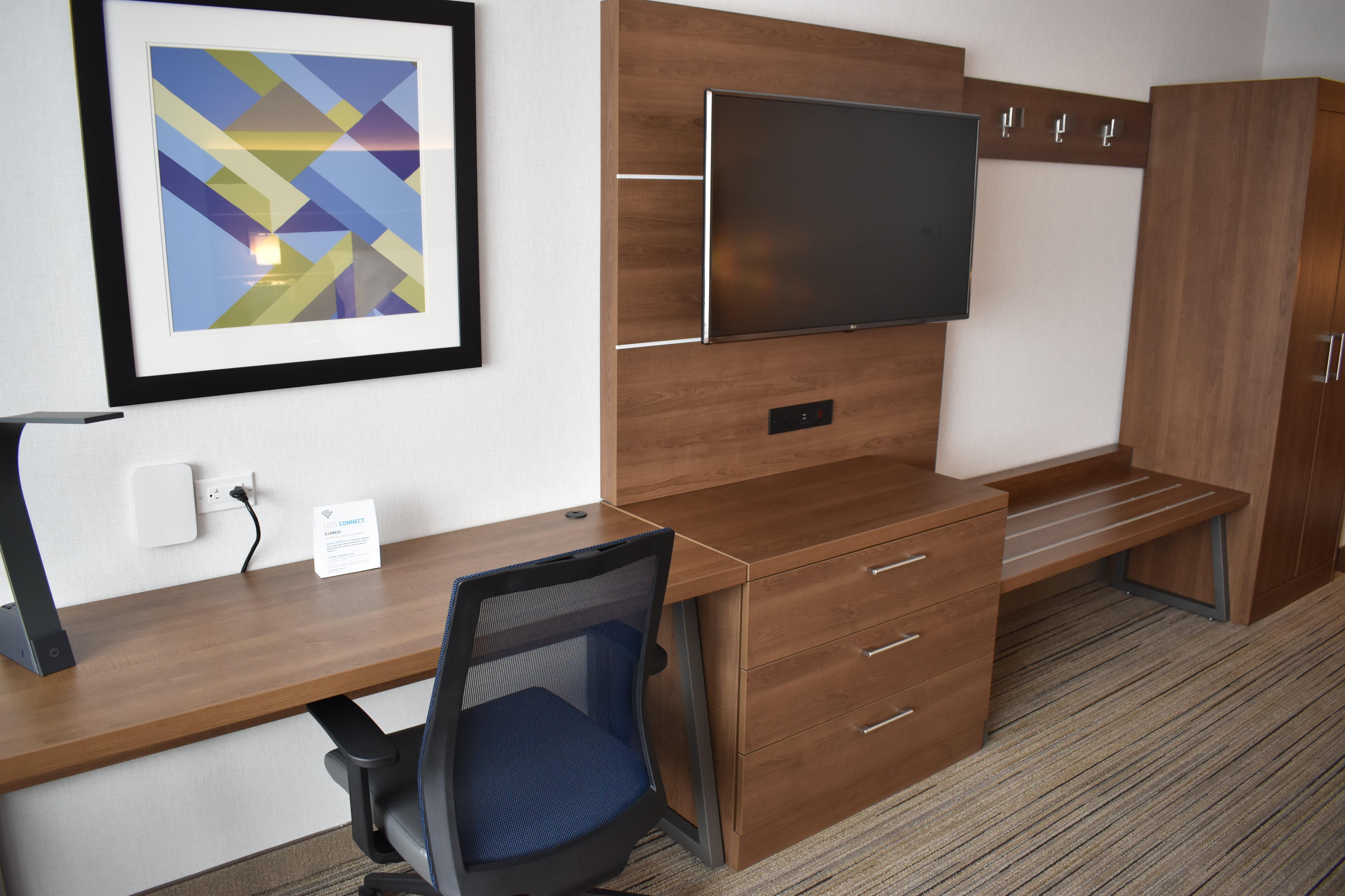 Holiday Inn Express & Suites - Boston South - Randolph By Ihg Exteriér fotografie