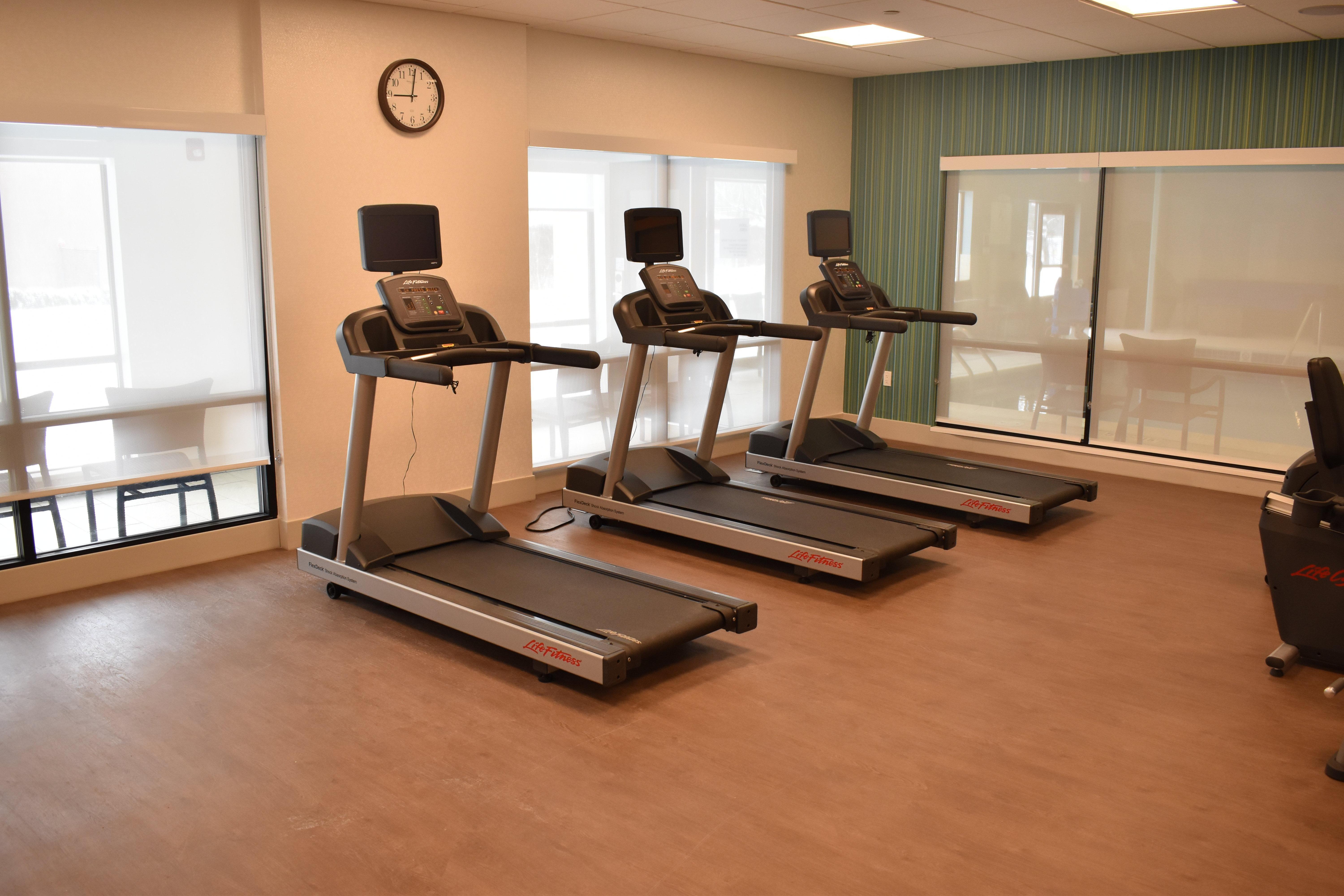 Holiday Inn Express & Suites - Boston South - Randolph By Ihg Exteriér fotografie