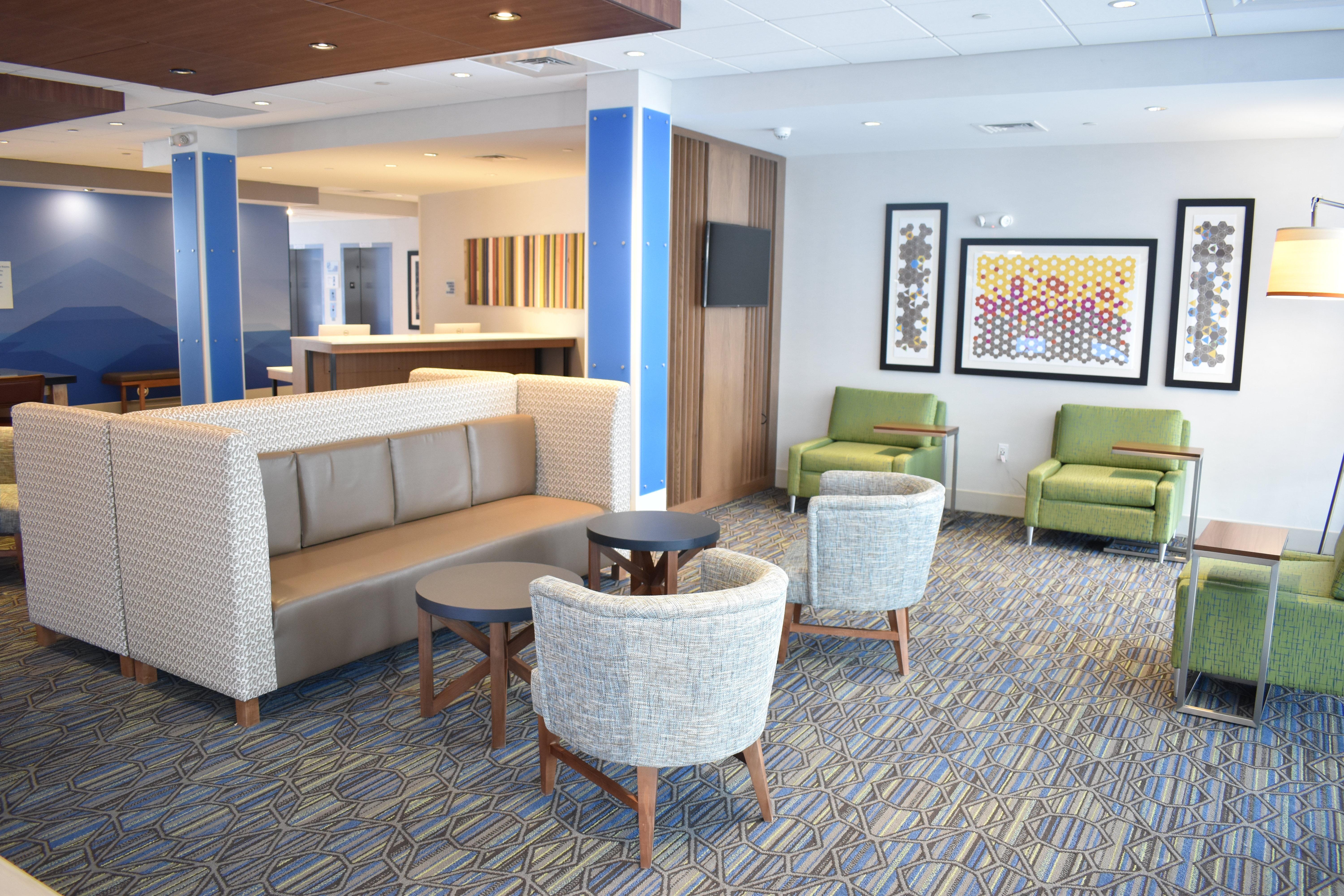 Holiday Inn Express & Suites - Boston South - Randolph By Ihg Exteriér fotografie