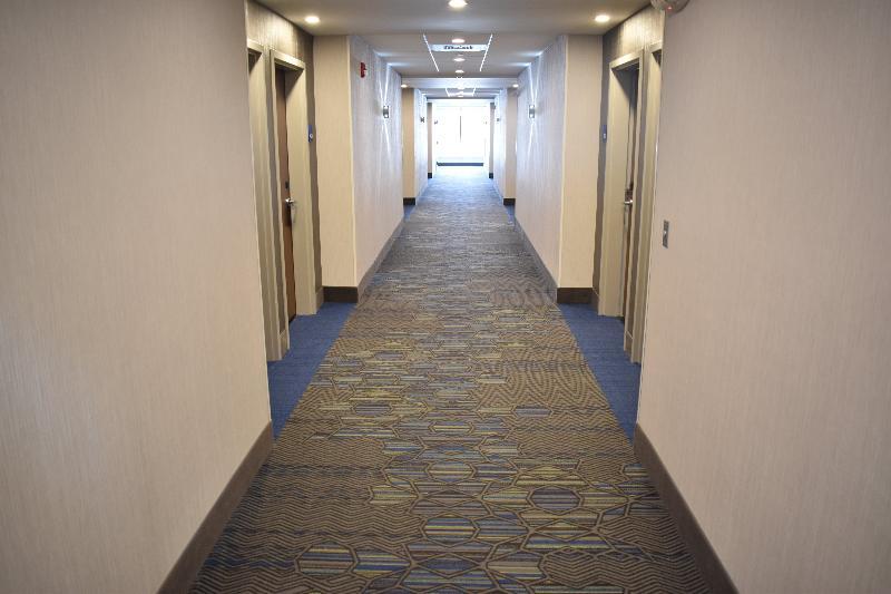 Holiday Inn Express & Suites - Boston South - Randolph By Ihg Exteriér fotografie