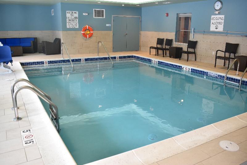 Holiday Inn Express & Suites - Boston South - Randolph By Ihg Exteriér fotografie